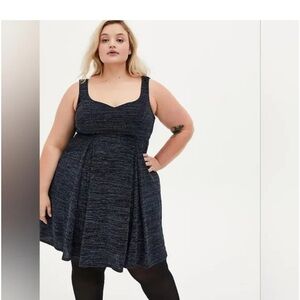 00 NWT Grey Multi Shimmer Pleated Skater Dress